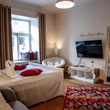 טאלין Dream Stay - Cosy Old Town Studio Near Main Square מראה חיצוני תמונה